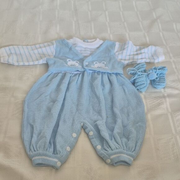 Charming Blue Baby Footie with Bear Embroidery - Picture 13 of 16